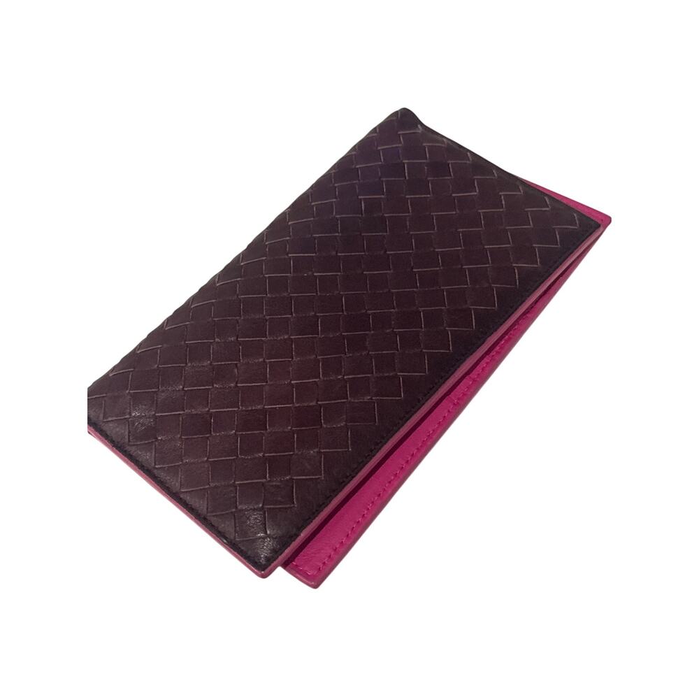LIVE SHOW LISTING Bottega Veneta Intrecciato Leather Wallet Contrast Magenta